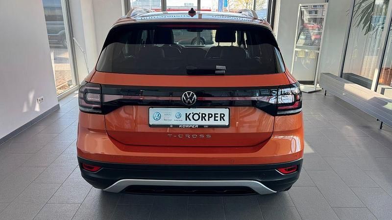 Gebraucht VW T-Cross Style 110 PS (80 kW) 2021 Orange SUV