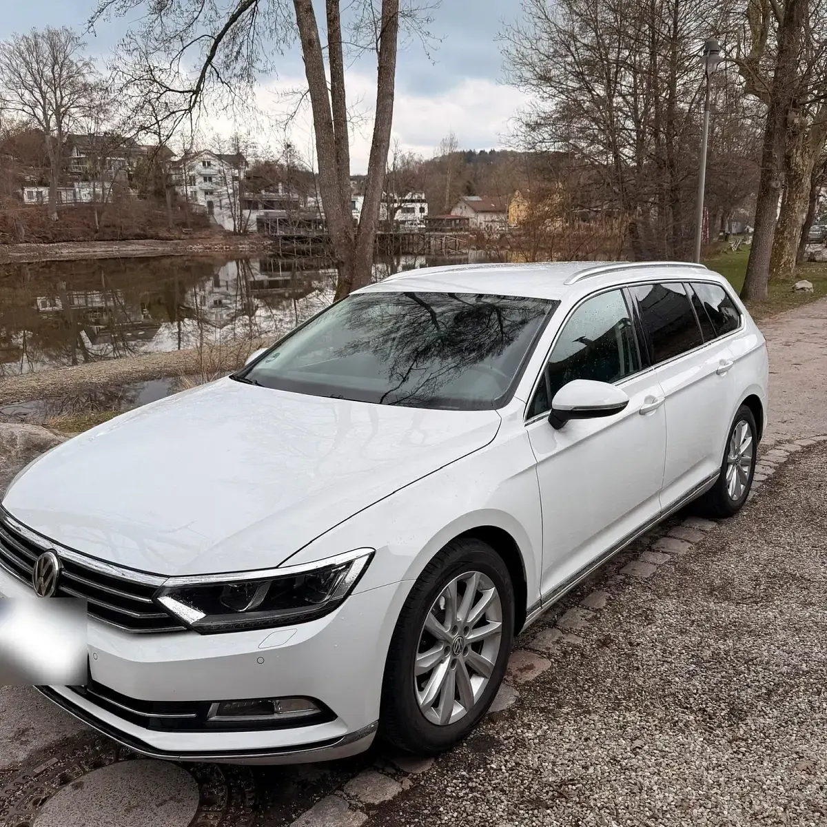 Gebraucht VW Passat Highline 150 PS (110 kW) 2018 Weiß Kombi