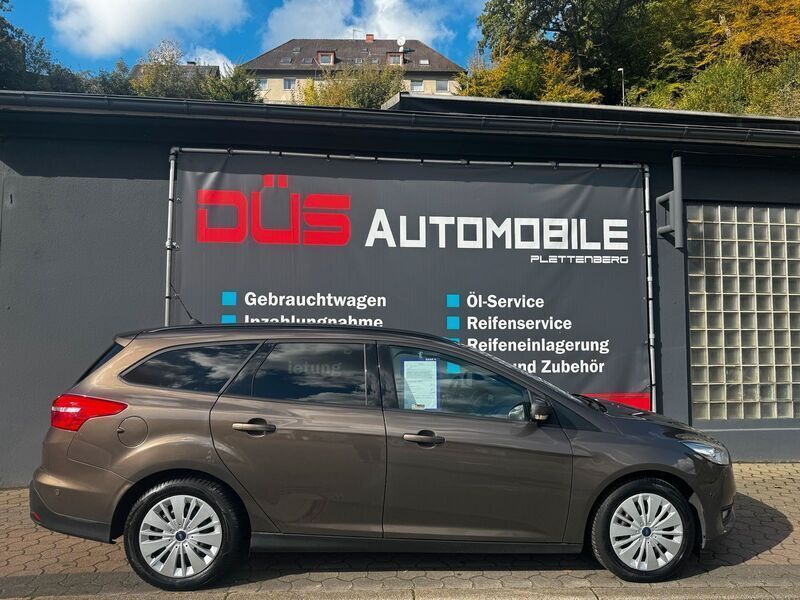 Gebraucht Ford Focus Business Edition 125 PS (91 kW) 2017 Braun Kombi