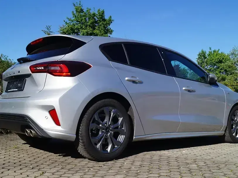 Brugt Ford Focus ST-Line X 2024 Sølv Sedan
