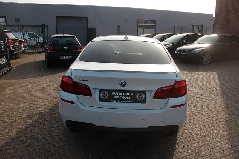 Gebraucht BMW M550 Performance 381 PS (280 kW) 2013 Weiß Limousine
