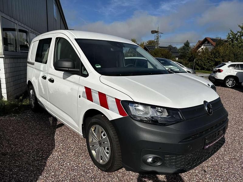 Candyweiss Gebraucht 2022 VW Caddy Basis Van / Kleinbus | 19.990 € (Superpreis) - Bild 1/4
