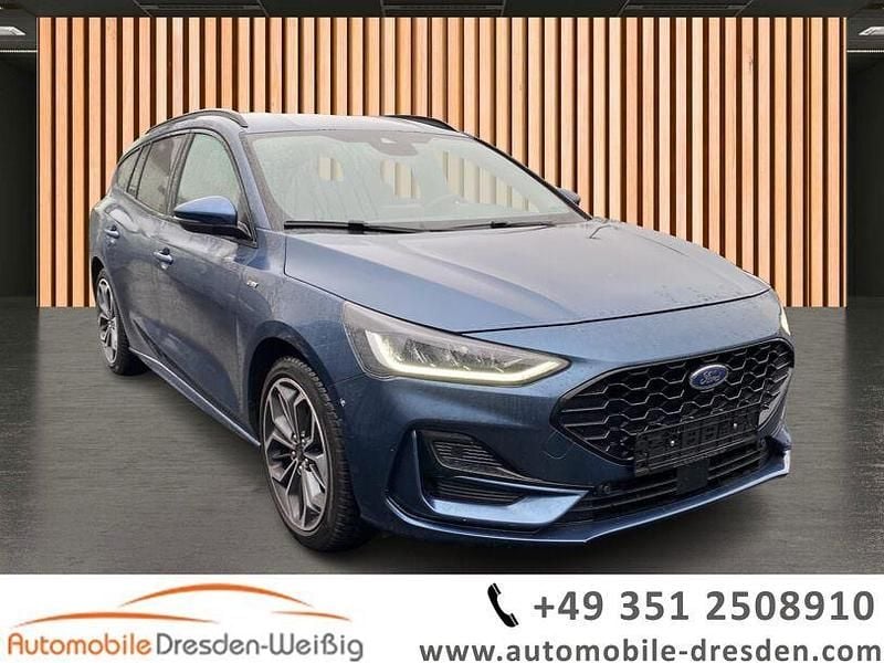 Gebraucht Ford Focus ST-Line 125 PS (91 kW) 2022 Blau chromablau metallic (metallic) Kombi