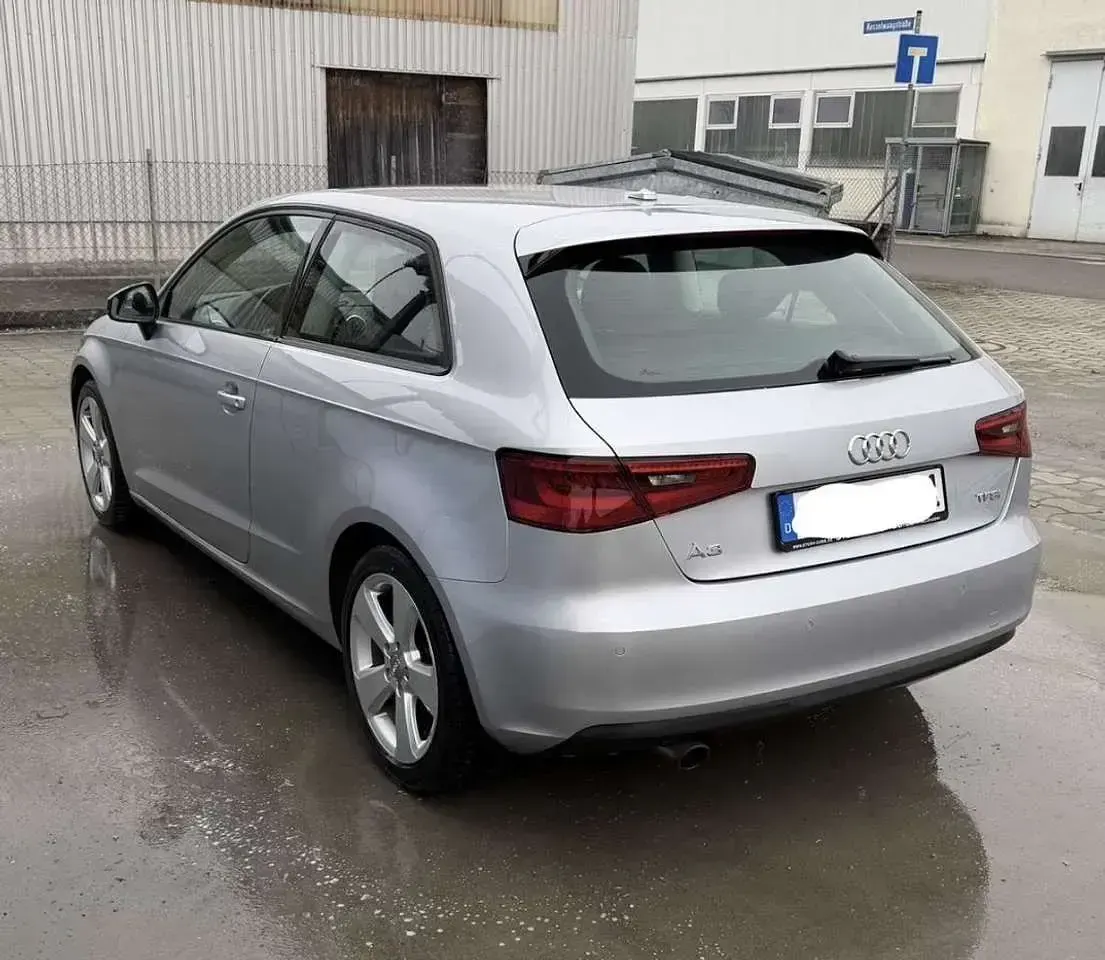 Gebraucht Audi A3 Ambition 110 PS (80 kW) 2015 Silber Kleinwagen
