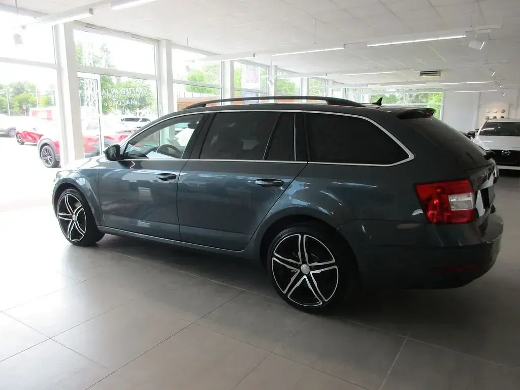 Gebraucht Skoda Octavia Style 190 PS (139 kW) 2019 Grau Kombi