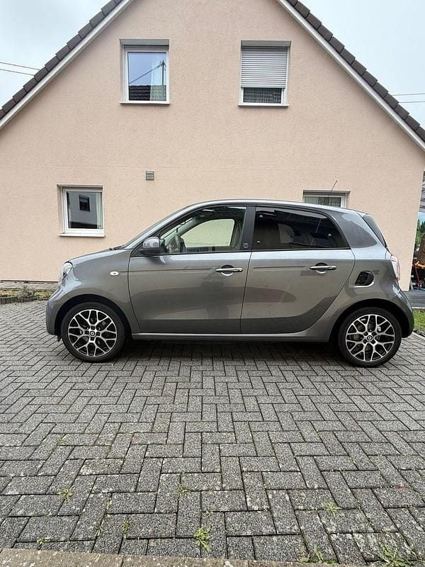 Gebraucht Smart ForFour Electric Drive Prime 60 kW (82 PS) 2020 Grau Kleinwagen