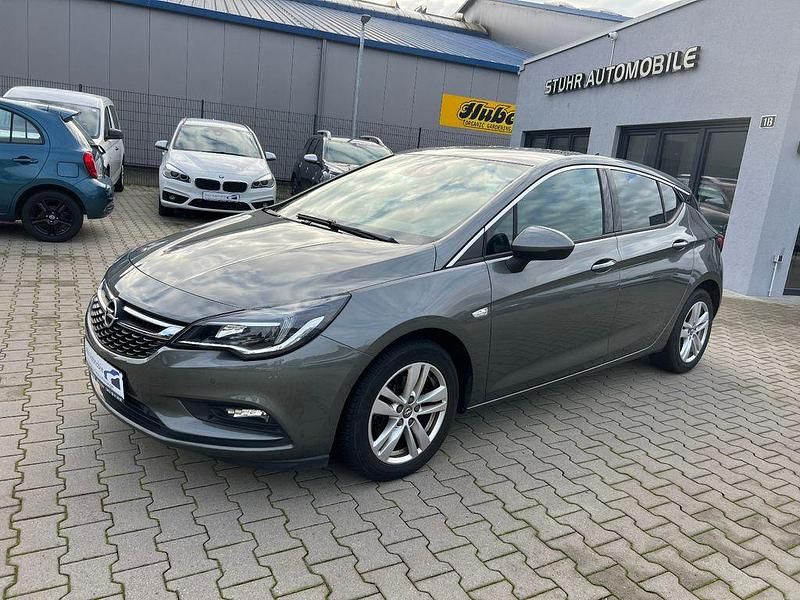 Gebraucht Opel Astra 150 PS (110 kW) 2018 Grau Limousine