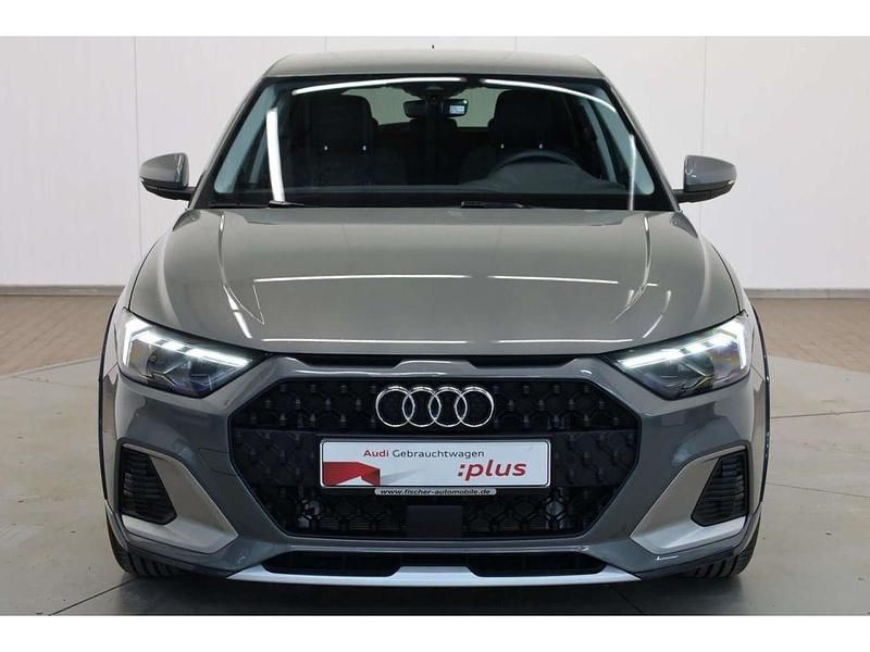 Gebraucht Audi A1 Sport 116 PS (85 kW) 2025 Grau Limousine