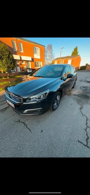 Grau Gebraucht 2015 Peugeot 508 Allure Kombi | 8.250 € (Fairer Preis) - Bild 1/4