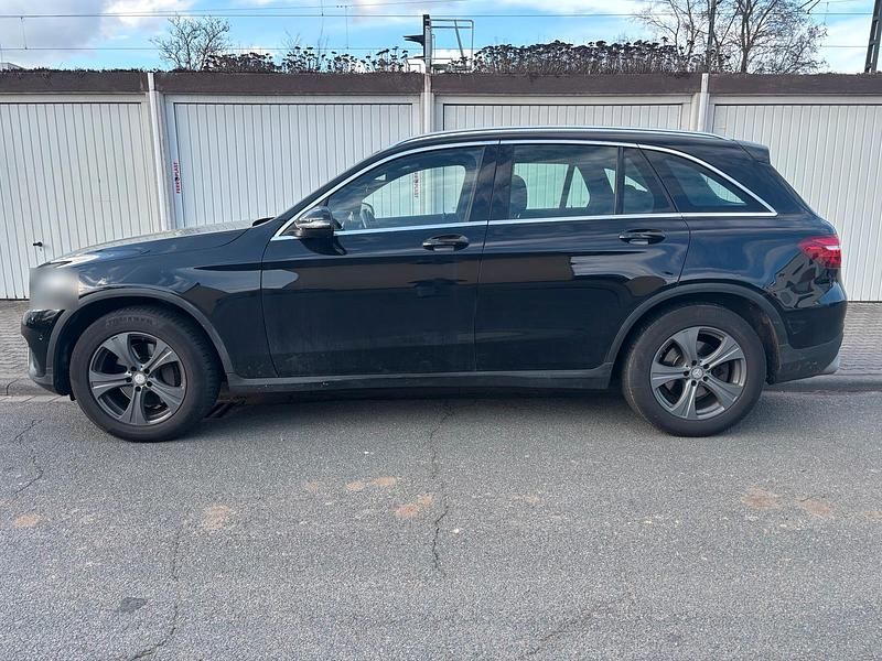 Gebraucht Mercedes GLC220 170 PS (125 kW) 2015 Schwarz SUV