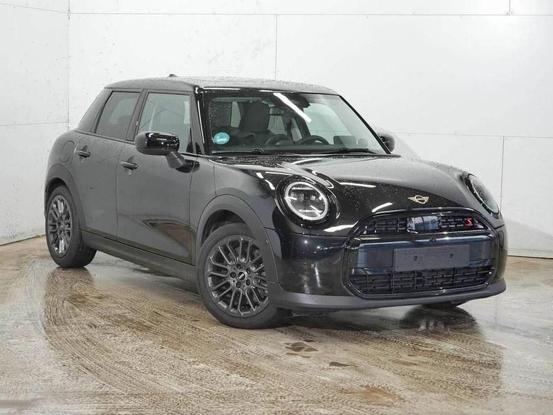 Gebraucht Mini Cooper S Classic 204 PS (150 kW) 2025 Schwarz Kleinwagen