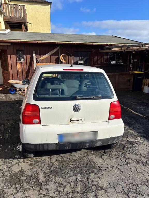 Gebraucht VW Lupo 50 PS (36 kW) 2004 Weiß Kleinwagen