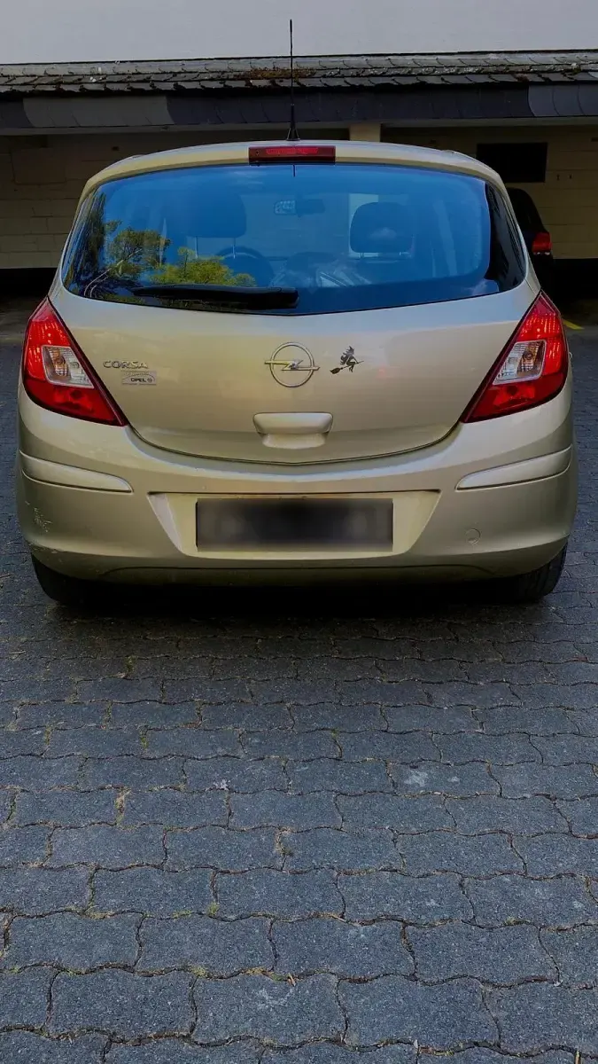 Gebraucht Opel Corsa Innovation 80 PS (58 kW) 2009 Gold Kleinwagen