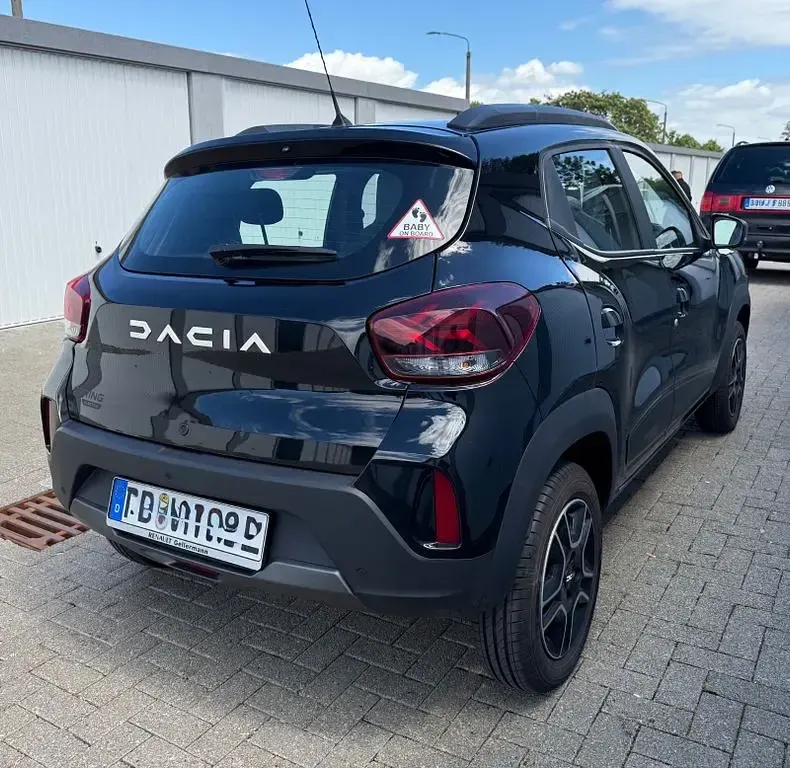 Gebraucht Dacia Spring Essentiel 33 kW (45 PS) 2022 Schwarz Kleinwagen