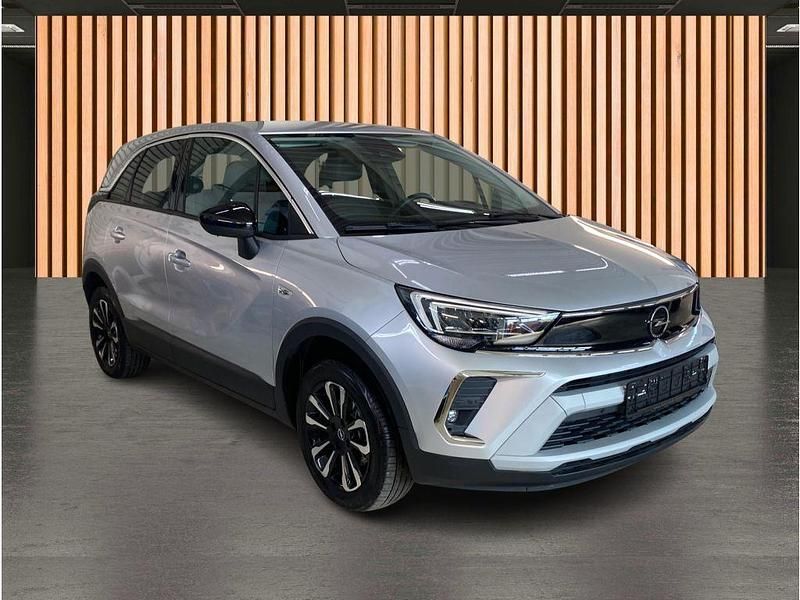 Gebraucht Opel Crossland Elegance 110 PS (80 kW) 2024 Silber lackierung aluminiumgrau/metalli (metallic) SUV