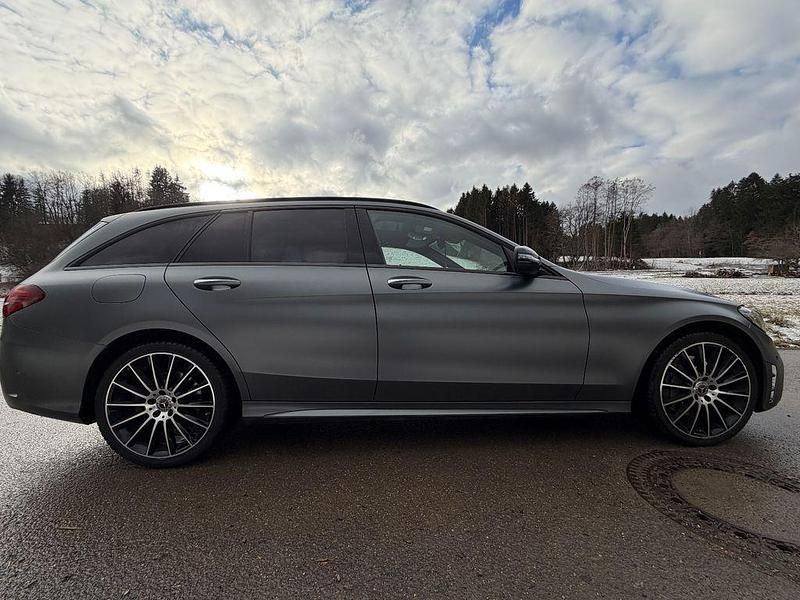 Gebraucht Mercedes C400 333 PS (244 kW) 2019 Grau Limousine