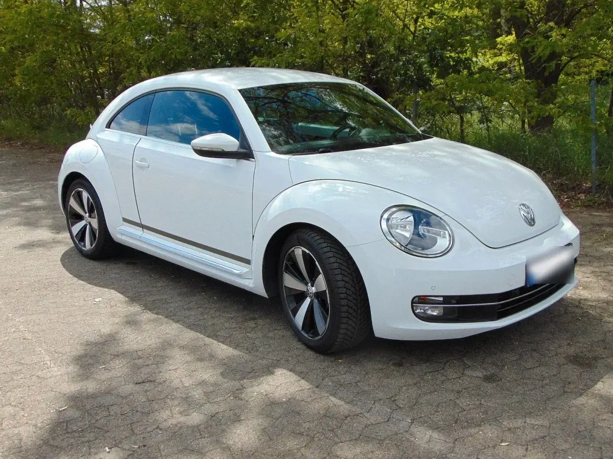 Gebraucht VW Beetle Cup 160 PS (117 kW) 2014 Weiß Kleinwagen