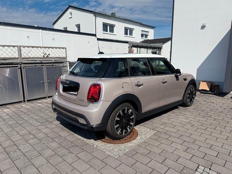 Gebraucht Mini Cooper 136 PS (100 kW) 2023 Grau Kleinwagen