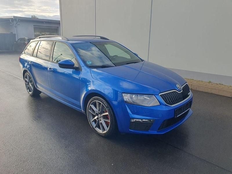 Blau Gebraucht 2013 Skoda Octavia RS Kombi | 6.950 € (Superpreis) - Bild 1/4