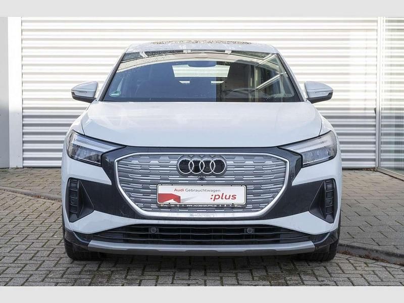 Gebraucht Audi Q4 e-tron 219 kW (299 PS) 2022 Gletscherweiss SUV