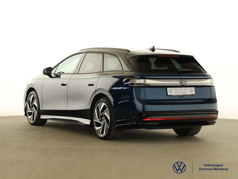 Gebraucht VW ID.7 Pro 210 kW (286 PS) 2025 Blau Kombi