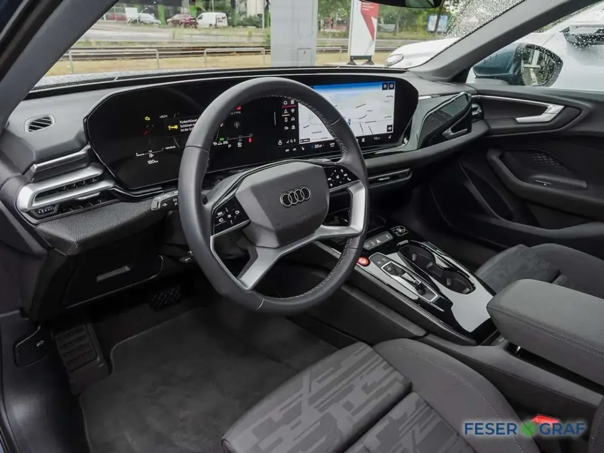 Gebraucht Audi A5 Sport 204 PS (150 kW) 2025 Horizontblau metallic Limousine