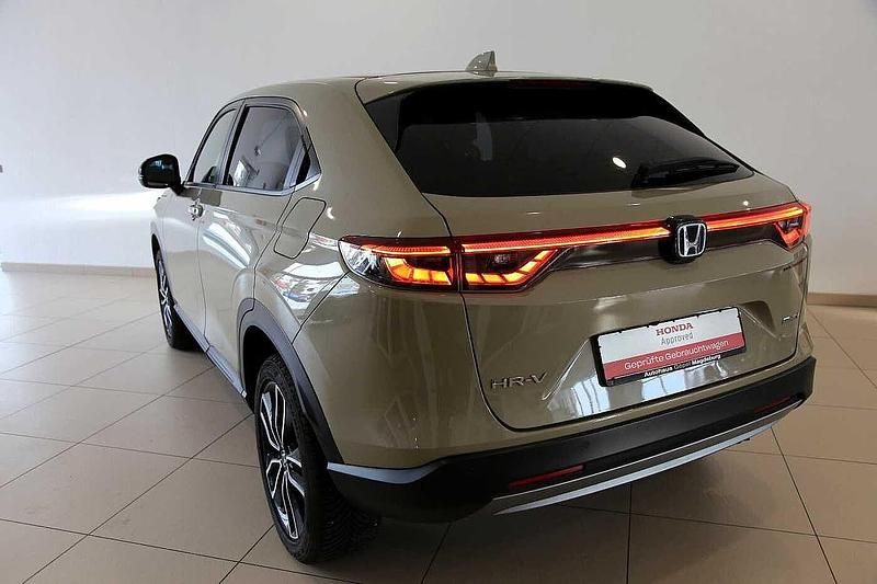 Gebraucht Honda HR-V Elegance 131 PS (96 kW) 2022 Sand khaki SUV