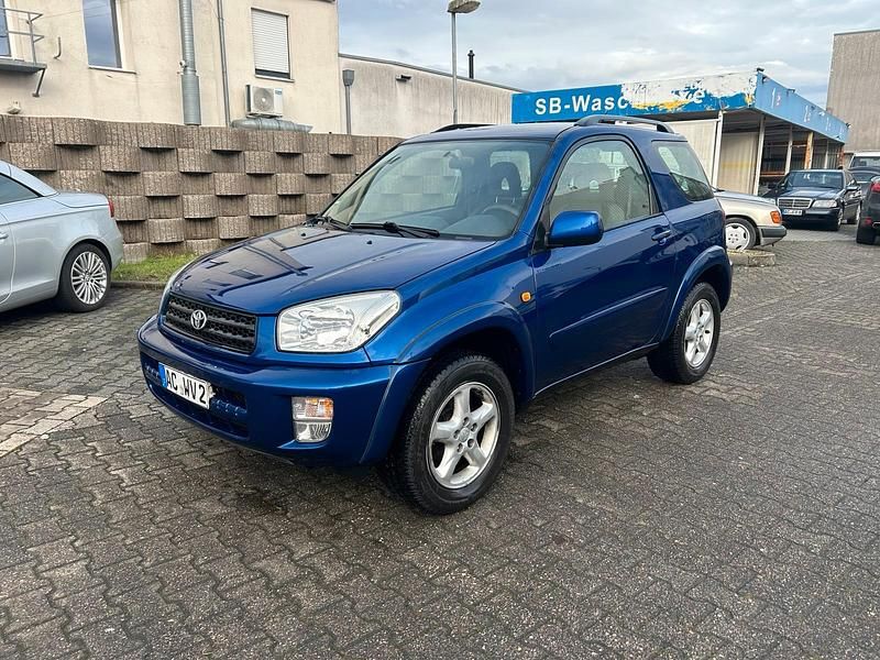 Gebraucht Toyota RAV4 150 PS (110 kW) 2001 Blau SUV