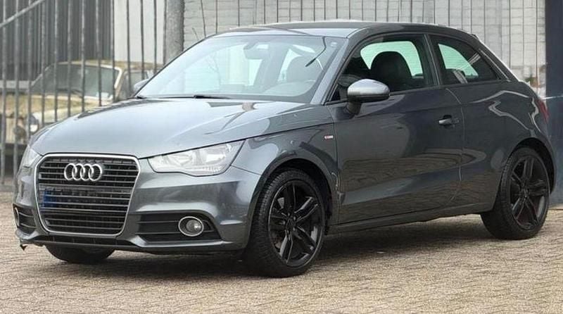 Gebraucht Audi A1 S-Line 122 PS (89 kW) 2011 Grau Kleinwagen