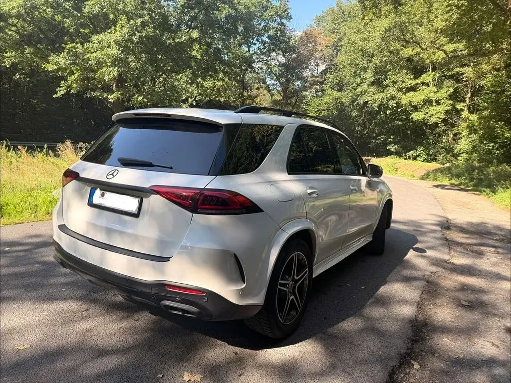 Gebraucht Mercedes GLE300 245 PS (180 kW) 2020 Weiß SUV