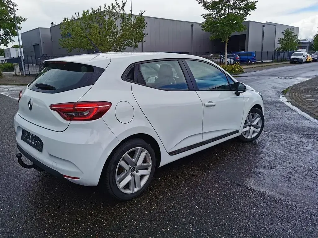 Gebraucht Renault Clio V Experience 101 PS (74 kW) 2019 Weiß Limousine