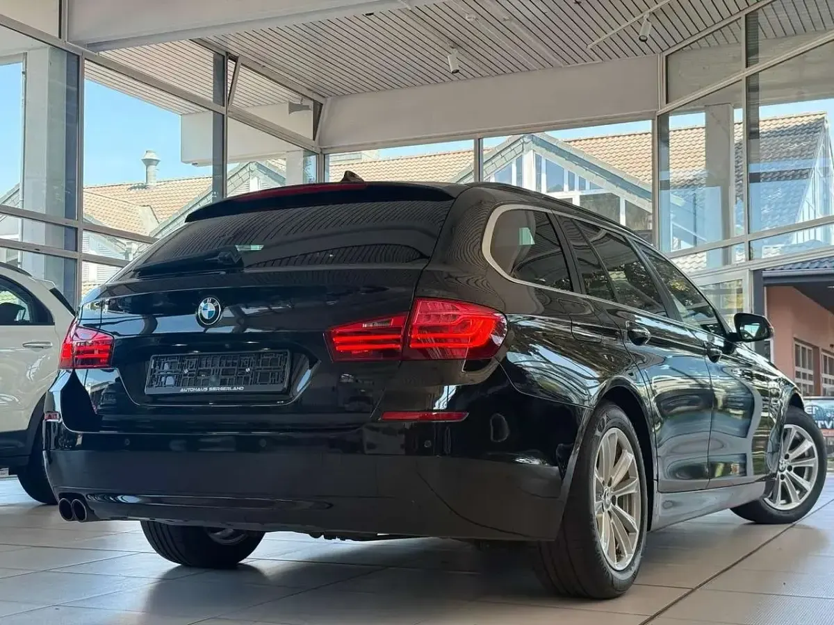 Gebraucht BMW 520 Performance 190 PS (139 kW) 2016 Schwarz Kombi