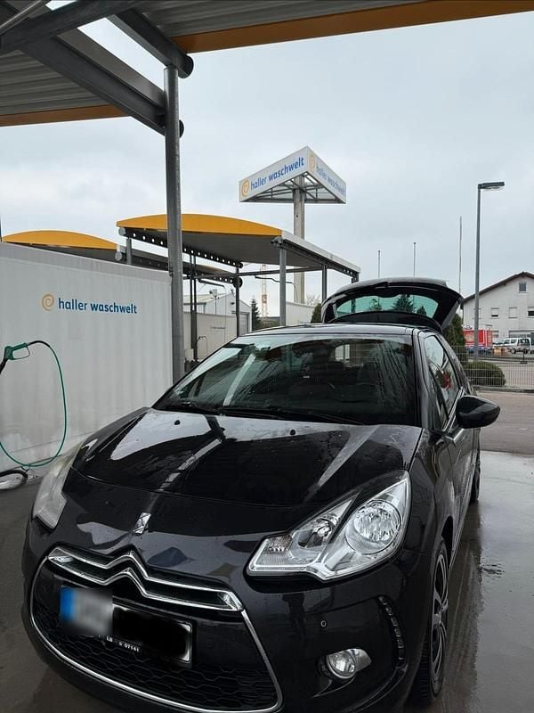 Gebraucht Citroën DS3 156 PS (114 kW) 2011 Schwarz Kleinwagen