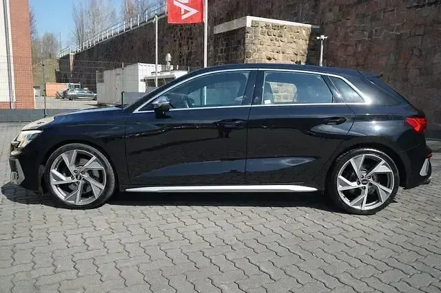 Gebraucht Audi S3 Ambiente 310 PS (228 kW) 2021 Schwarz Limousine