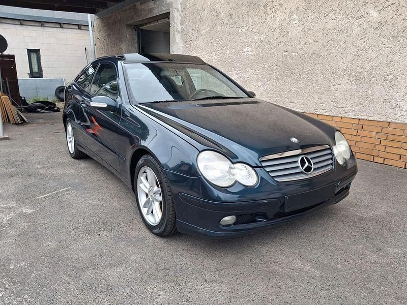 Gebraucht Mercedes CL200 163 PS (119 kW) 2003 Schwarz Coupé