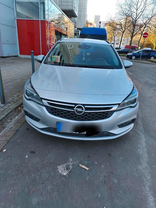 Gebraucht Opel Astra 136 PS (100 kW) 2017 Silber Kombi