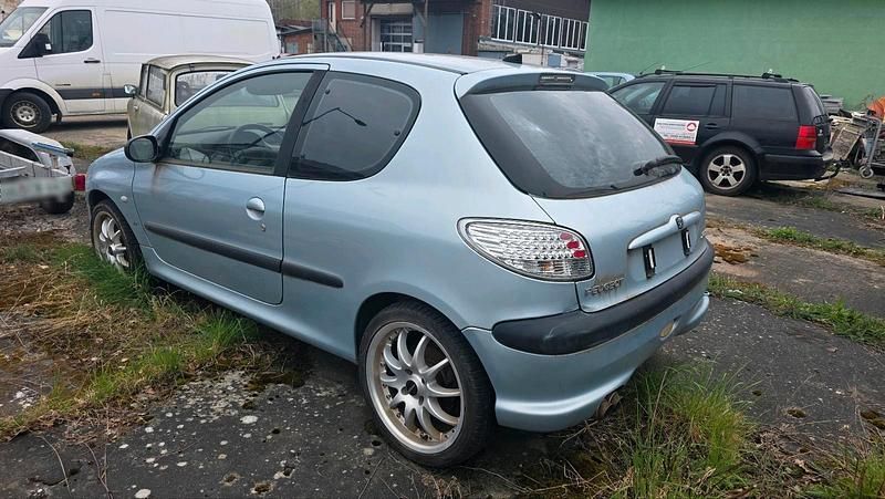 Gebraucht Peugeot 206 S16 136 PS (100 kW) 2002 Silber Kleinwagen