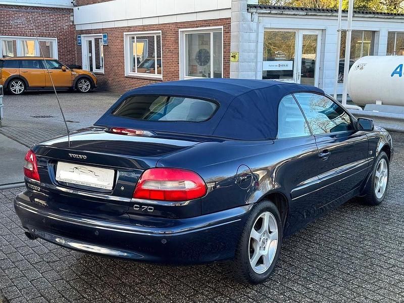 Gebraucht Volvo C70 163 PS (119 kW) 2001 Blau Cabrio