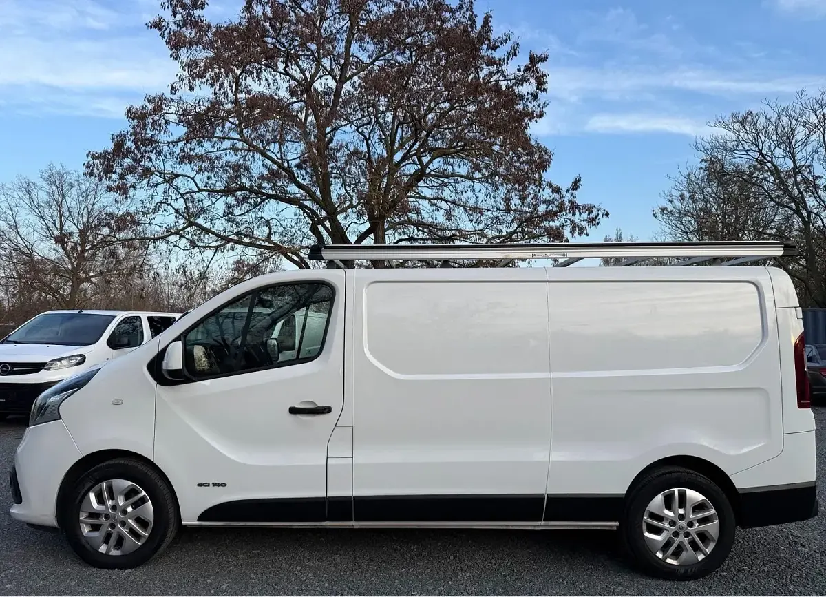 Usata Renault Trafic 140 CV (102 kW) 2015 Bianco Monovolume