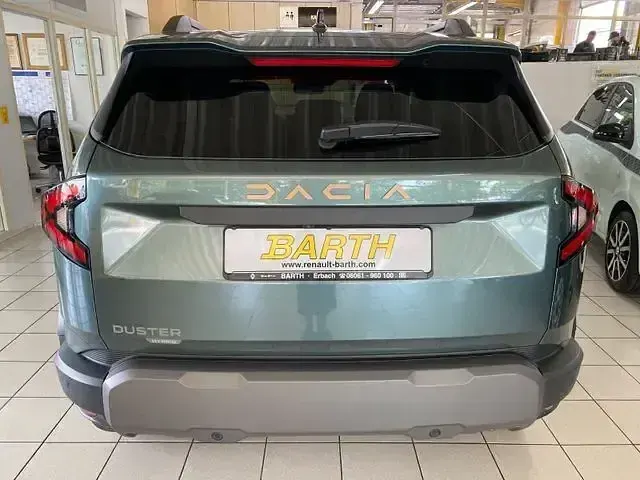 Gebraucht Dacia Duster Extreme 94 PS (69 kW) 2024 Zedergrün SUV