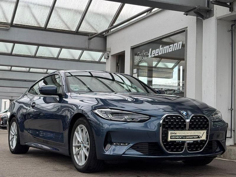 Gebraucht BMW 430 Sport Line 245 PS (180 kW) 2021 Arctic race blue (metallic) Coupé