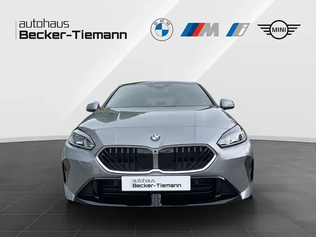 Gebraucht BMW 120 Exclusive 170 PS (125 kW) 2024 Grau Limousine