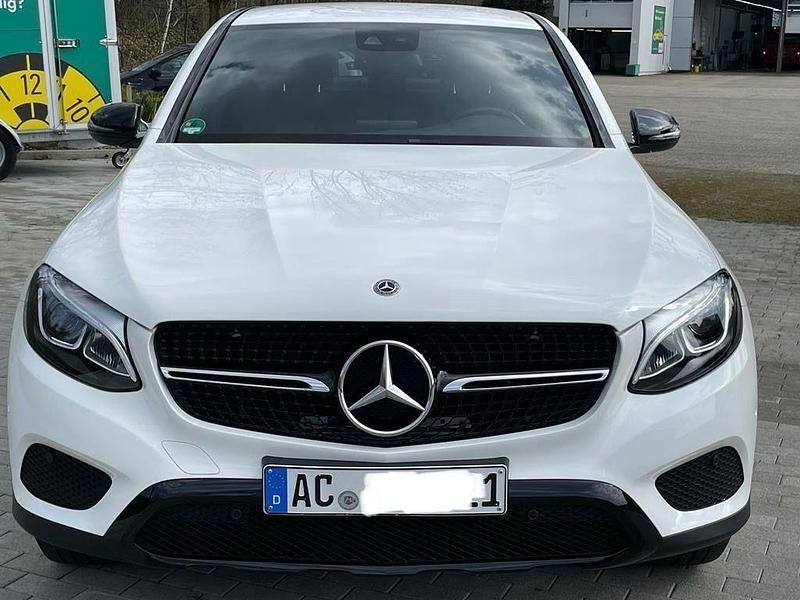 Gebraucht Mercedes GLC220 170 PS (125 kW) 2019 Weiß Coupé