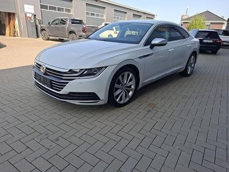 Weiß Gebraucht 2017 VW Arteon Elegance Limousine | 19.590 € (Fairer Preis) - Bild 1/4