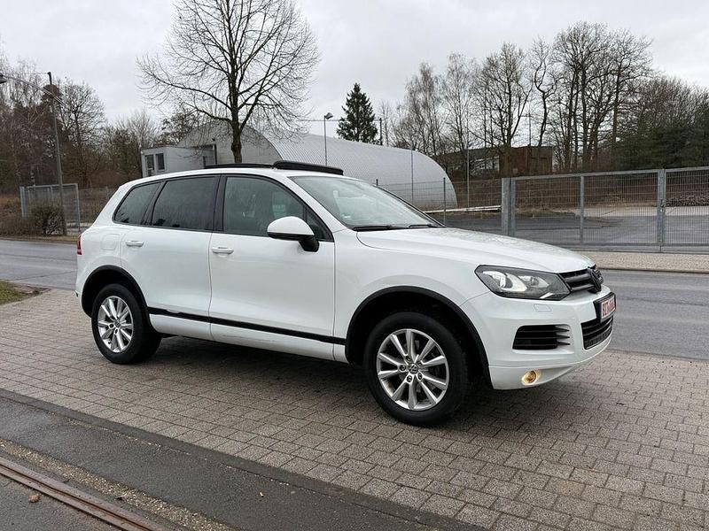 Gebraucht VW Touareg 204 PS (150 kW) 2012 Weiß SUV