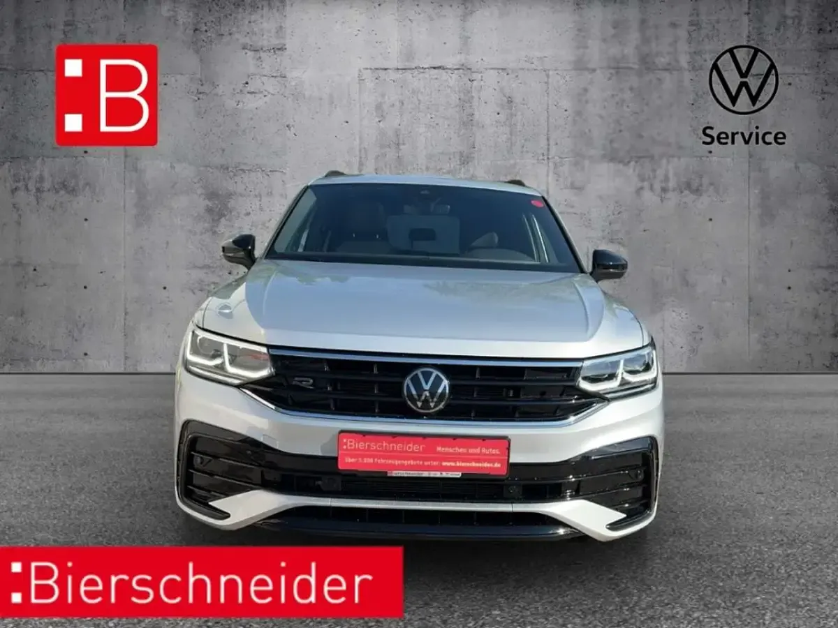 Gebraucht VW Tiguan Style 200 PS (147 kW) 2024 Silber SUV