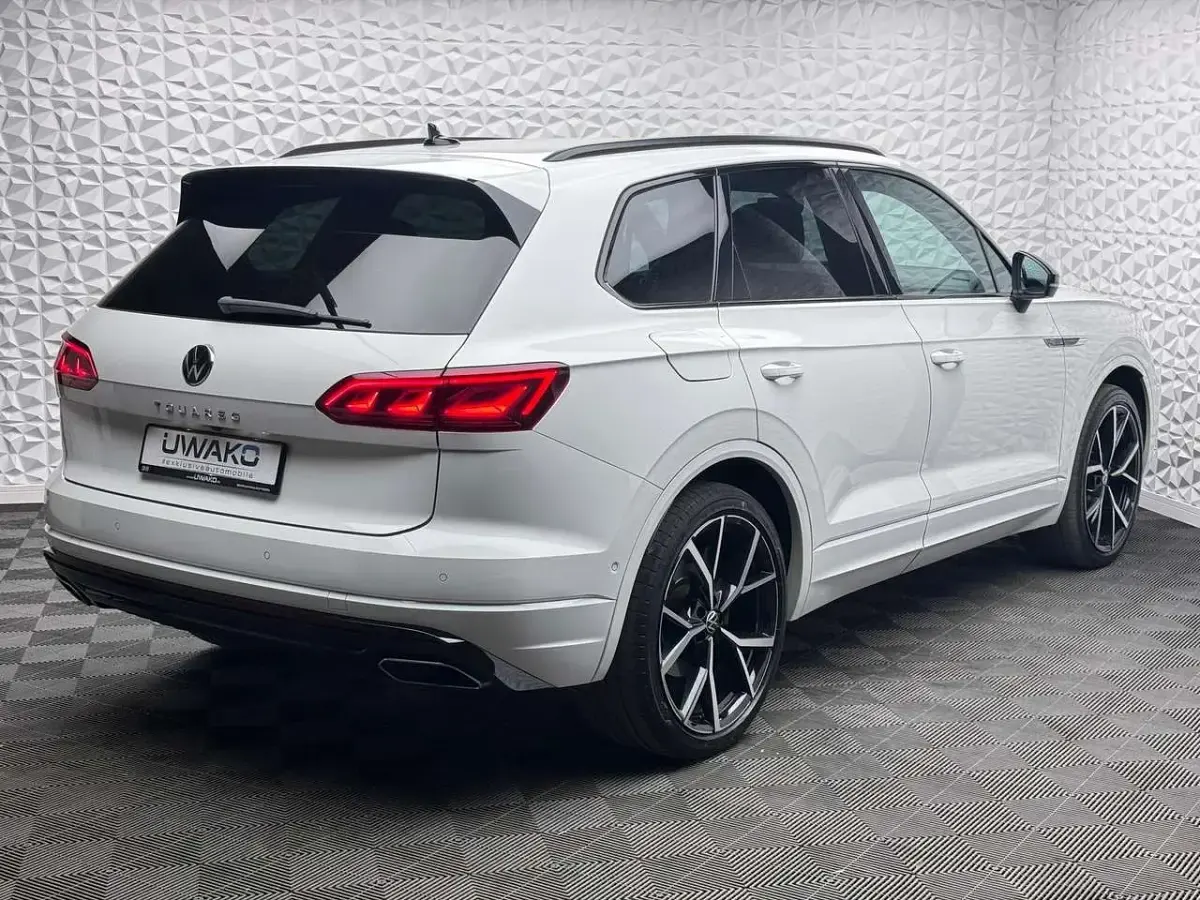Gebraucht VW Touareg R-line 286 PS (210 kW) 2021 Pure white SUV