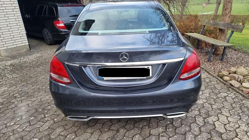 Gebraucht Mercedes C200 Avantgarde 184 PS (135 kW) 2015 Grau Limousine