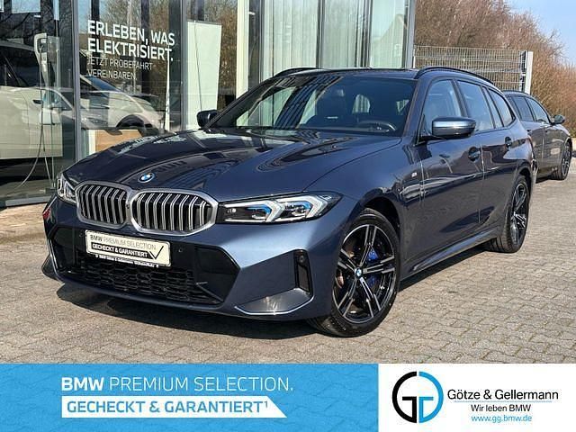 Gebraucht BMW 330e M Sport 292 PS (214 kW) 2025 Arctic race blue Kombi