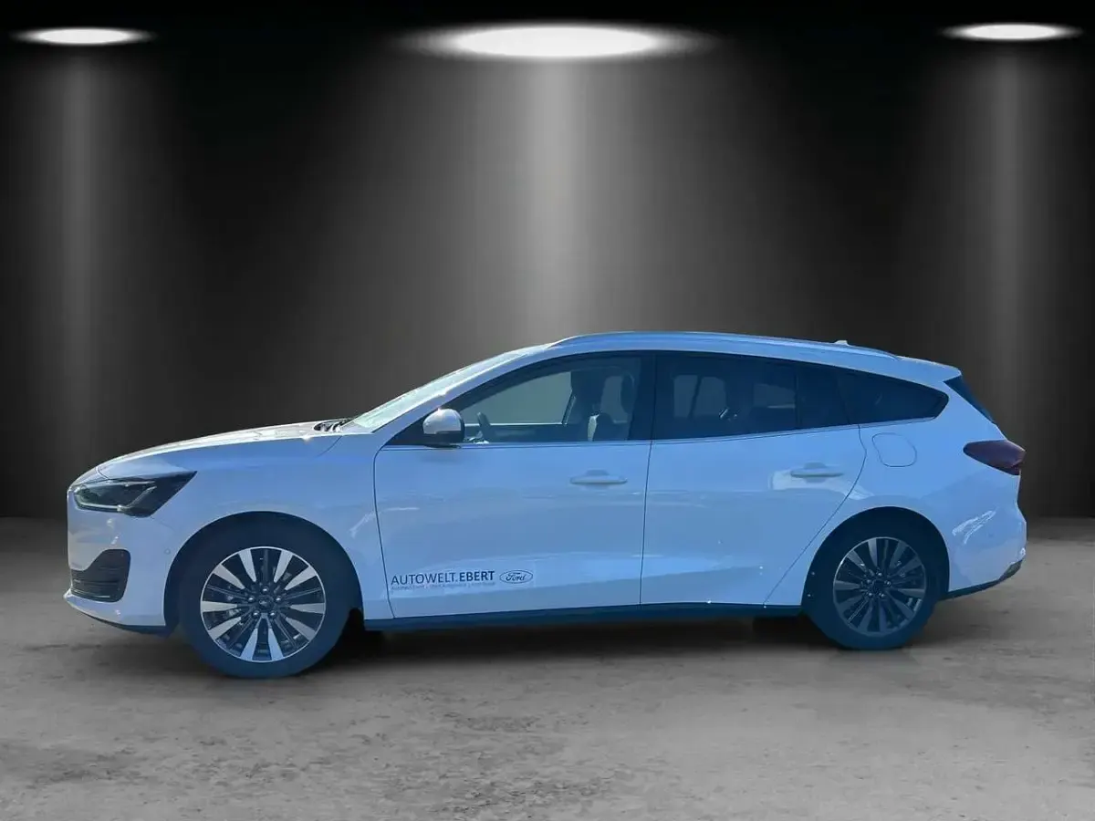 Gebraucht Ford Focus Titanium X 125 PS (91 kW) 2025 Frostweiß Kombi